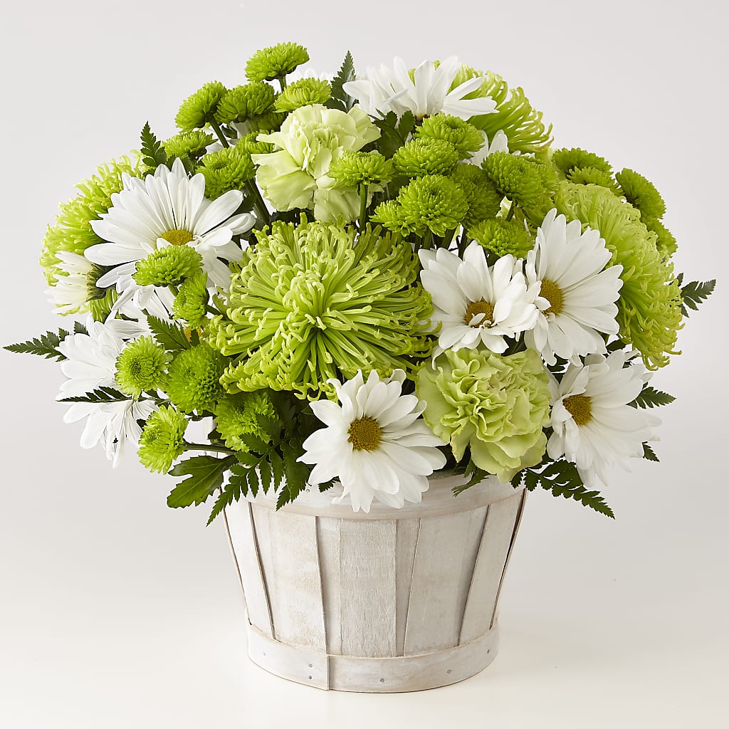 Lucky Charm Basket (Standard) – FONSECA'S FLOWERS, San Bernardino CA