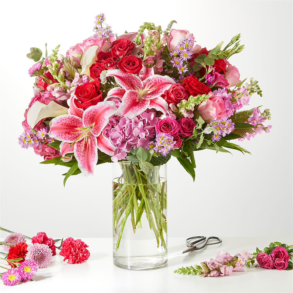 Swooning Over You - A Luxury Florist Original – FONSECA'S FLOWERS, San Bernardino CA
