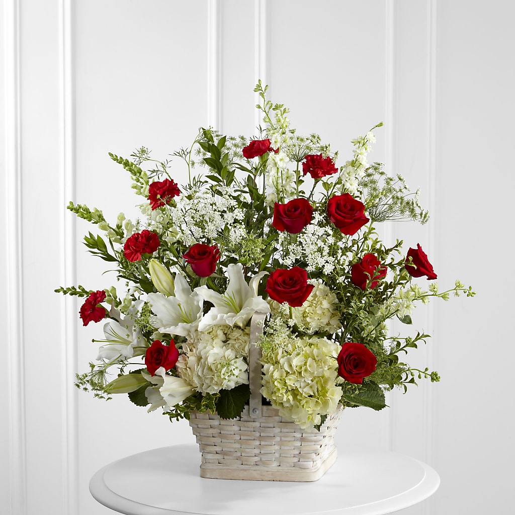 In Loving Memory Arrangement – FONSECA'S FLOWERS, San Bernardino CA
