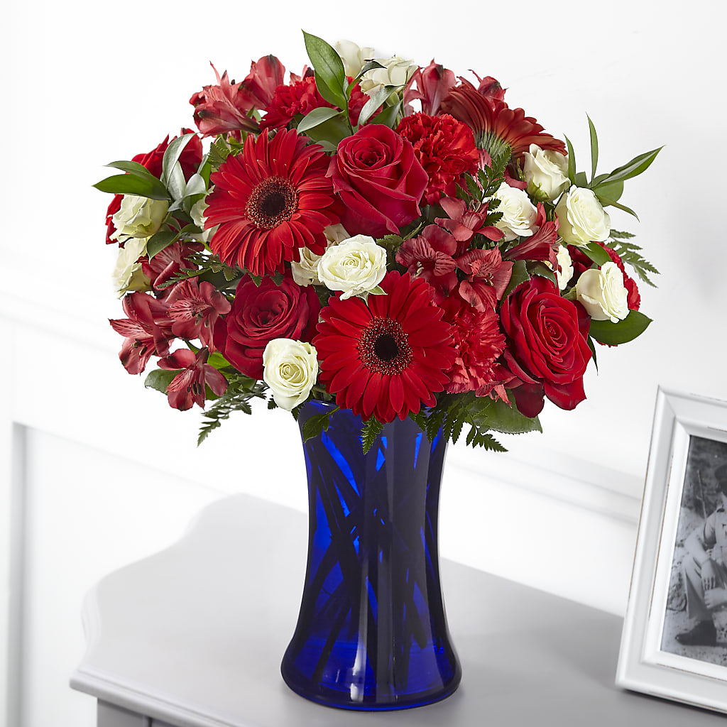 Hearts Embrace Bouquet – FONSECA'S FLOWERS, San Bernardino CA