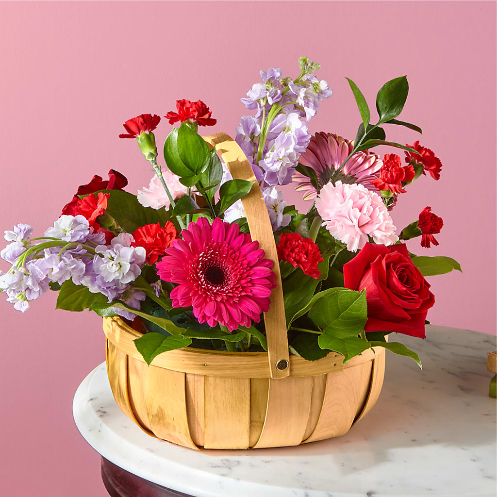 Pink Picnic Basket – FONSECA'S FLOWERS, San Bernardino CA