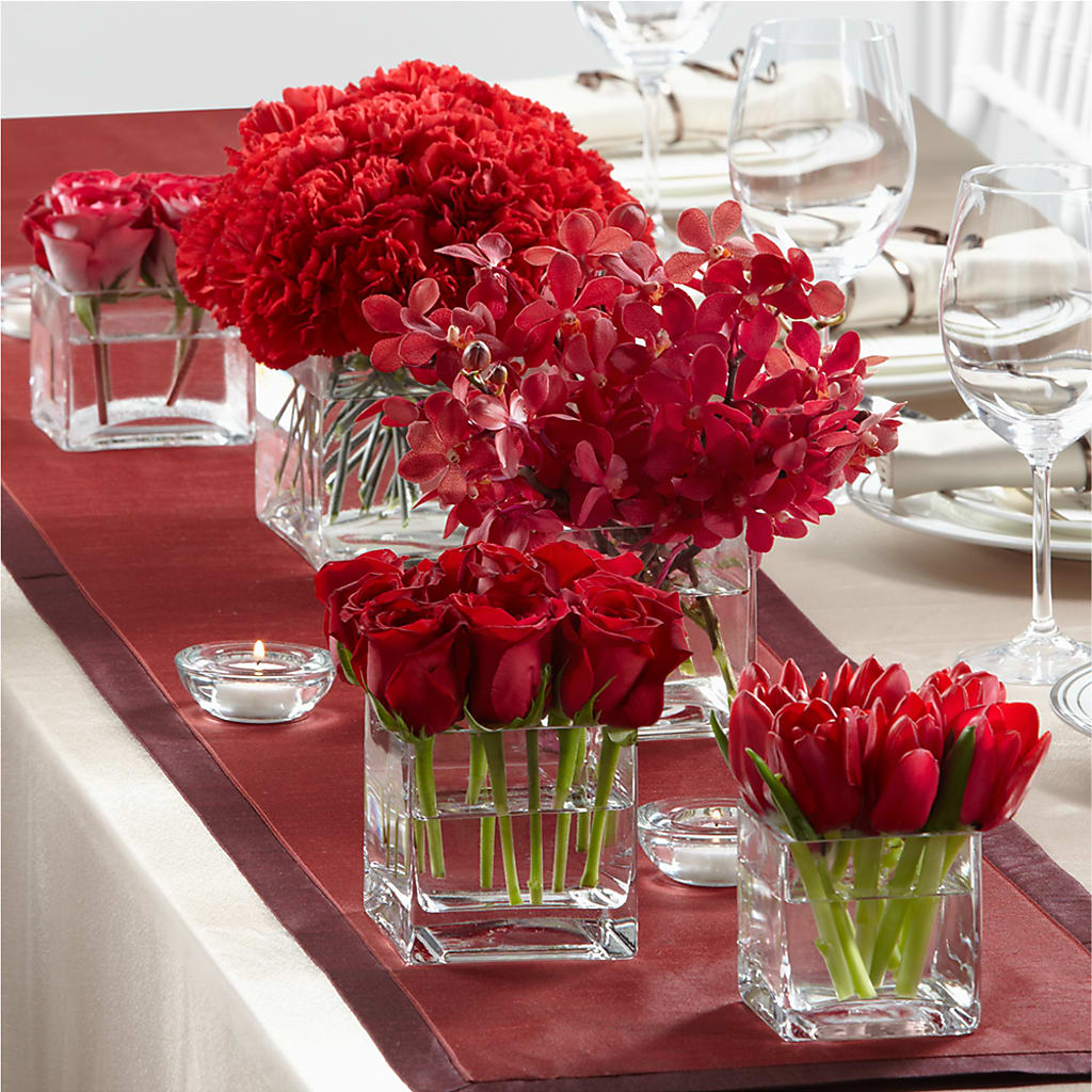 Modern Grace Centerpiece – FONSECA'S FLOWERS, San Bernardino CA