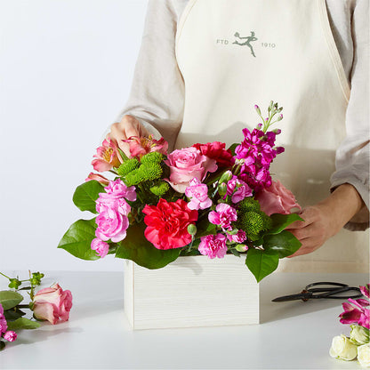 Sweetberry Box – A Florist Original – FONSECA'S FLOWERS, San Bernardino CA