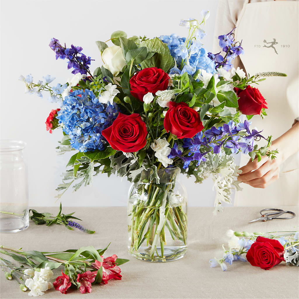 Star Spangled - A Florist Original – FONSECA'S FLOWERS, San Bernardino CA