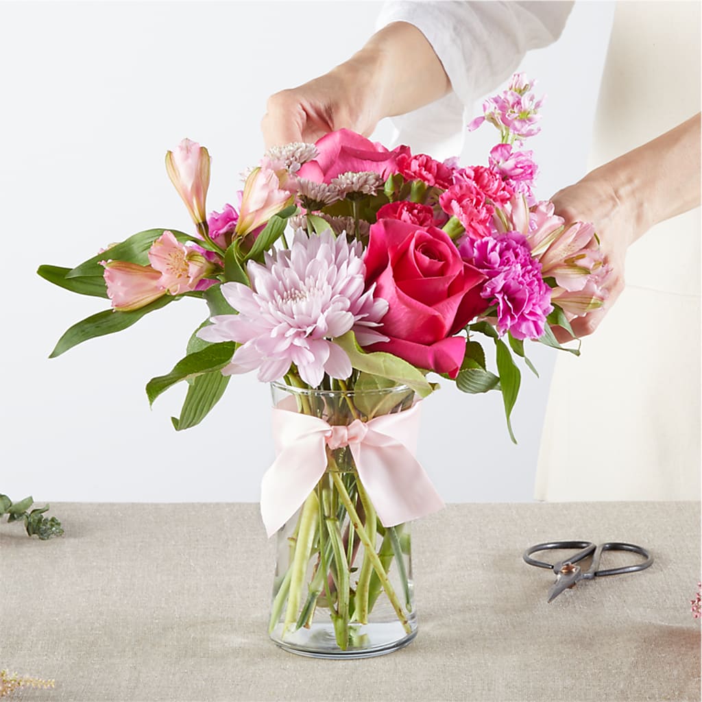 Pink Ribbon - A Florist Original – FONSECA'S FLOWERS, San Bernardino CA
