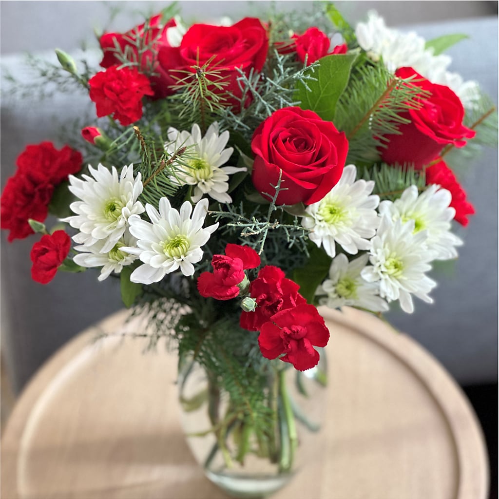 Seasonal Magic Bouquet – FONSECA'S FLOWERS, San Bernardino CA