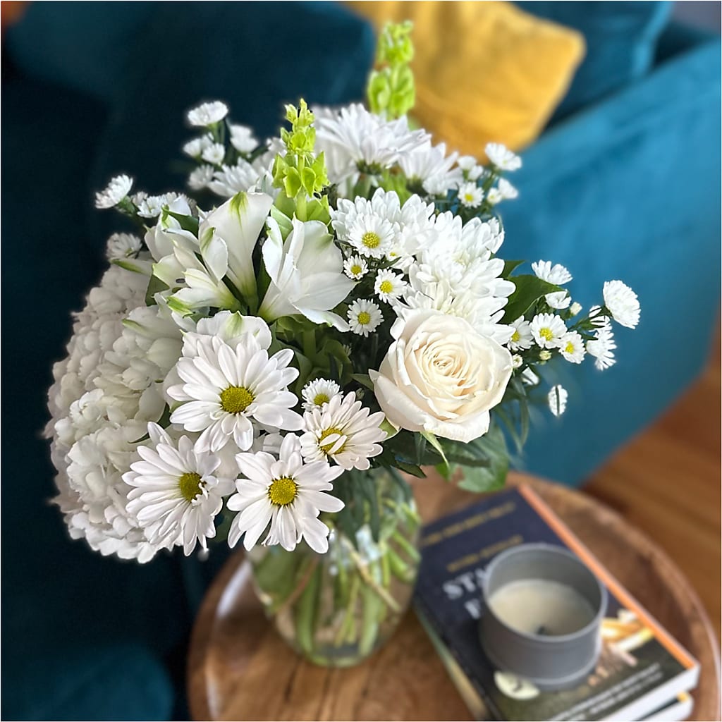 Classic Ivory – A Florist Original – FONSECA'S FLOWERS, San Bernardino CA