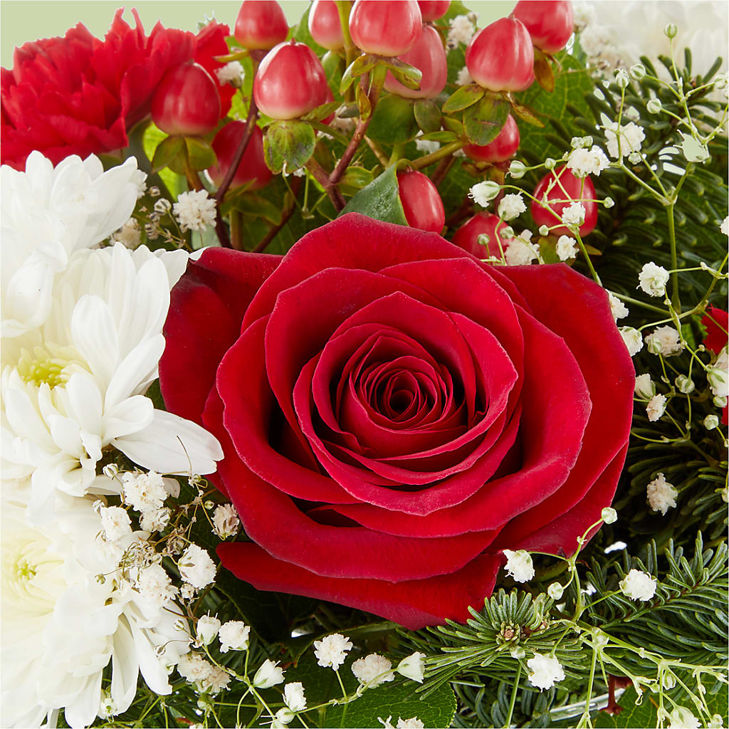 Chance of Flurries Bouquet – FONSECA'S FLOWERS, San Bernardino CA
