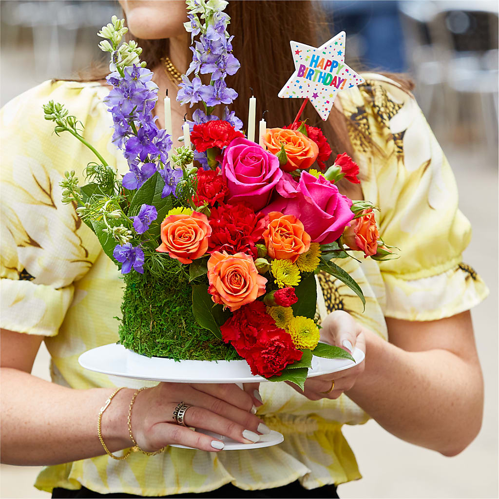 Best Year Yet Floral Cake – FONSECA'S FLOWERS, San Bernardino CA